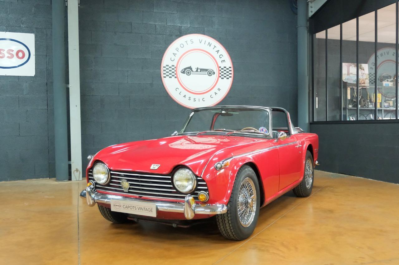 TRIUMPH TR5 Pi – Surrey Top - 1968 LesAnciennes.com