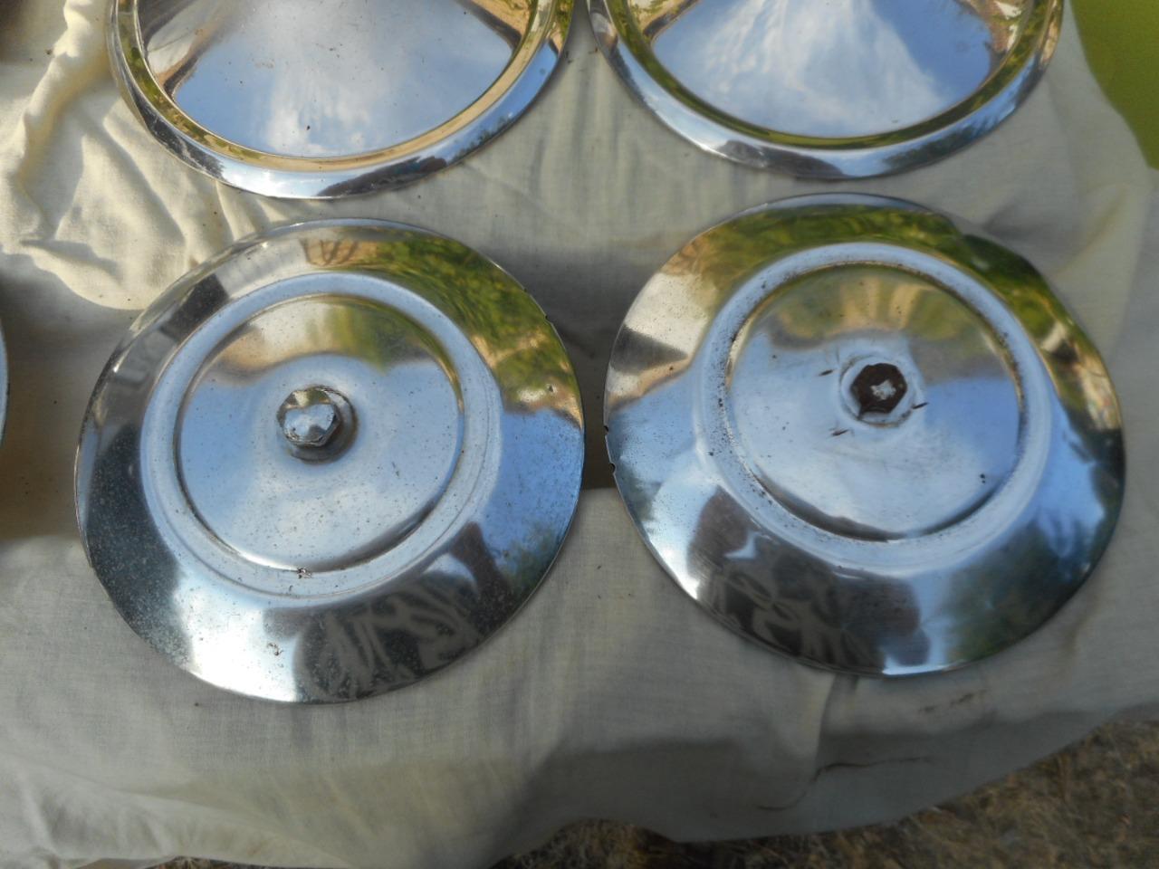 Enjoliveurs divers LesAnciennes.com