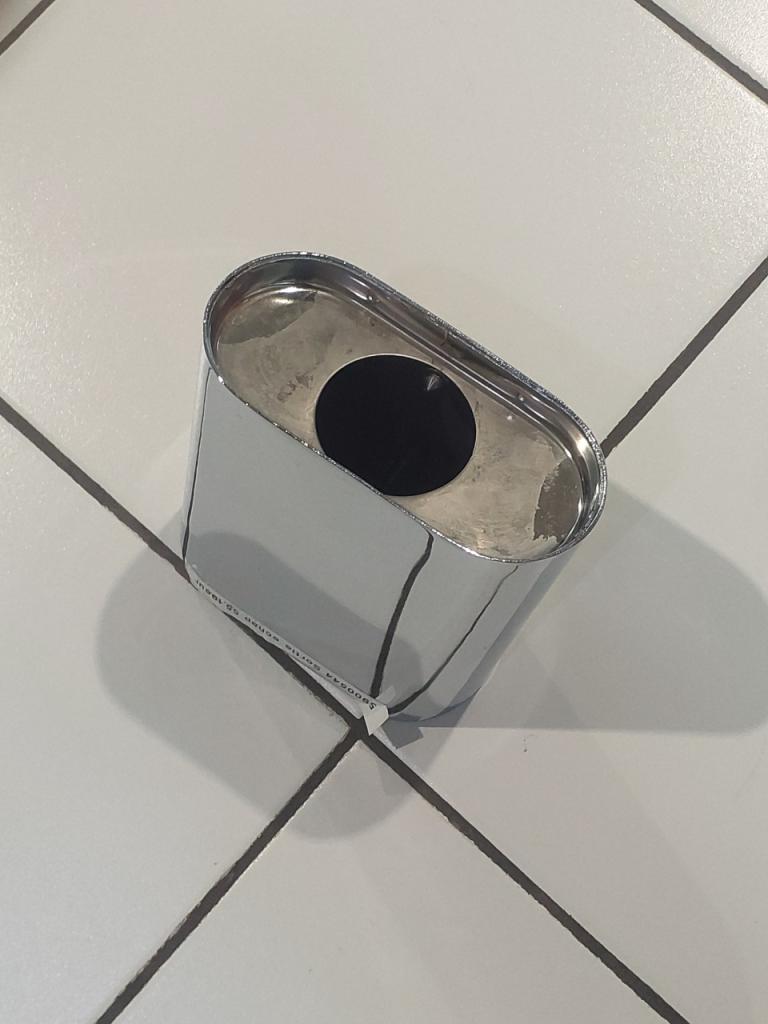 Sortie échappement ALFA ROMEO 145 LesAnciennes.com