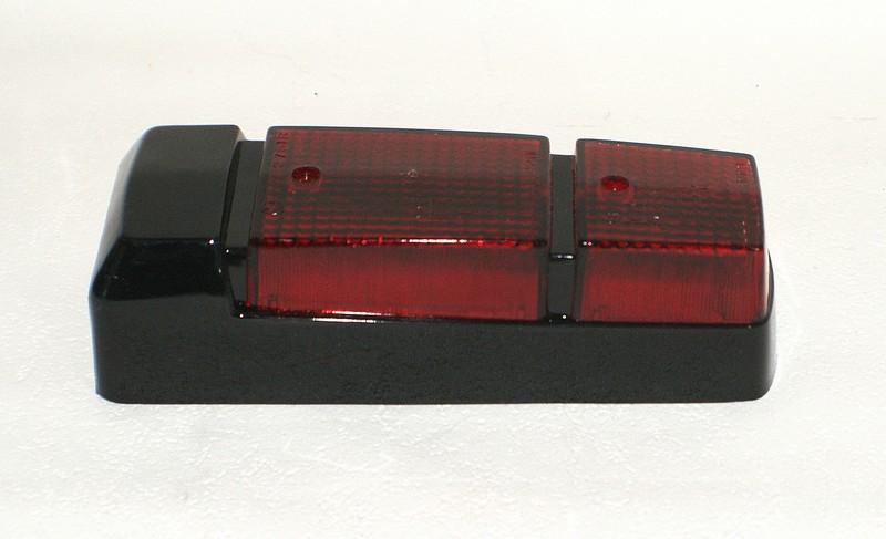 Cabochon de feu arrière Citroën DS LesAnciennes.com