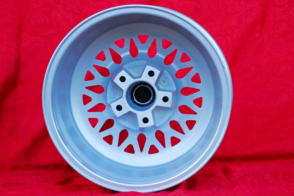 1 pc. jante Mercedes Super RS 7x16 ET11 R107 W123 LesAnciennes.com