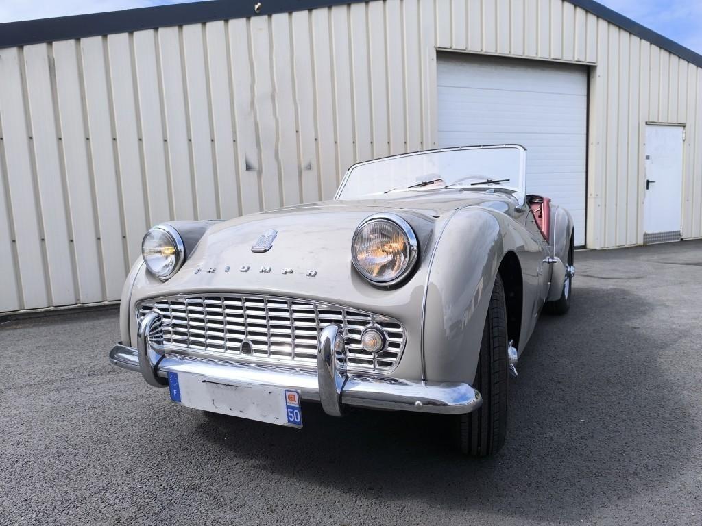 TRIUMPH TR3A CABRIOLET OVERDRIVE - 1958 LesAnciennes.com