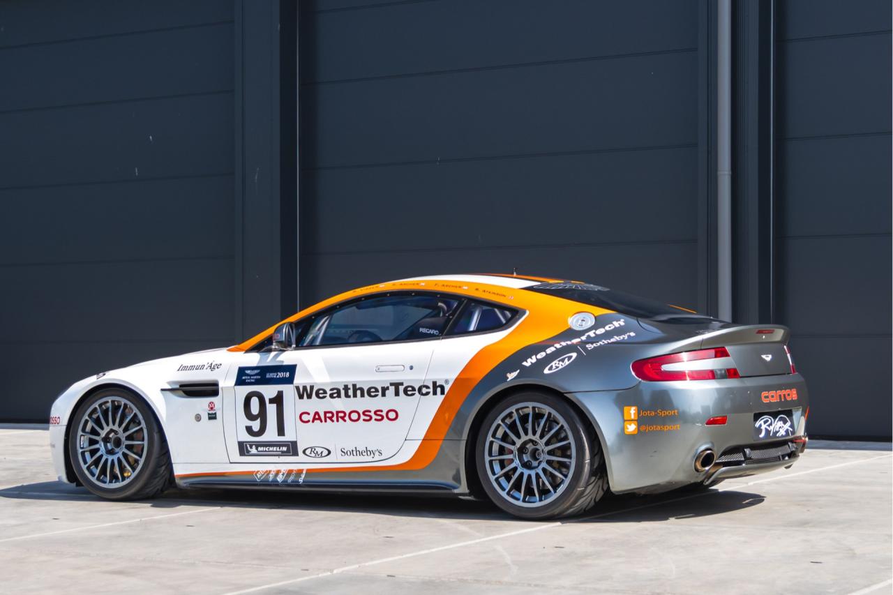 ASTON MARTIN V8 Vantage GT4 - 2010 LesAnciennes.com