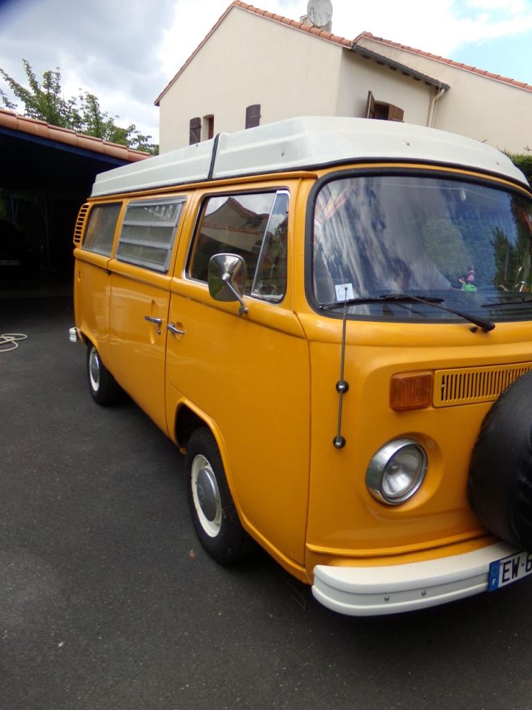 VOLKSWAGEN Combi T2B - 1977 LesAnciennes.com