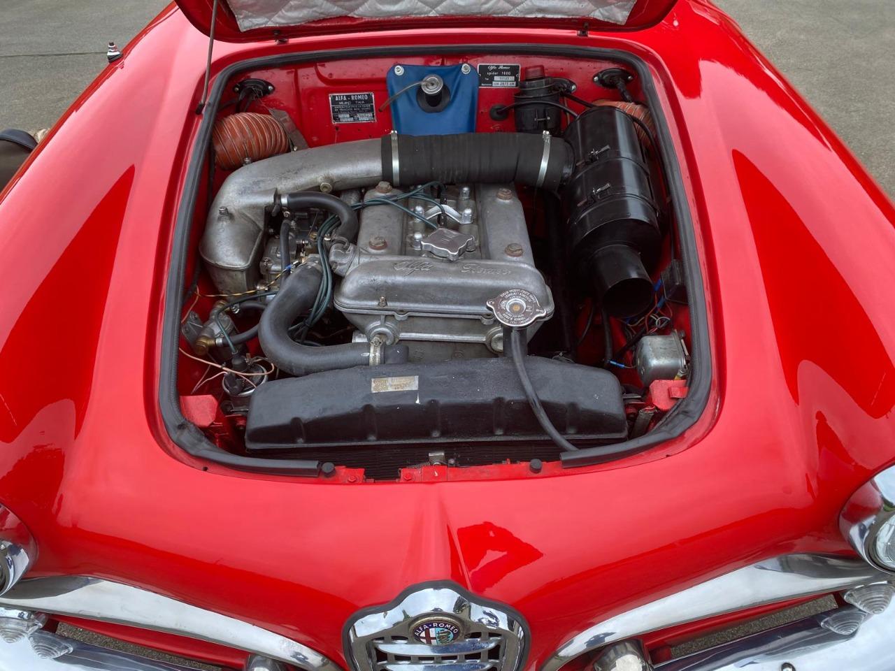 ALFA ROMEO Giulia 1600 - 1965 LesAnciennes.com