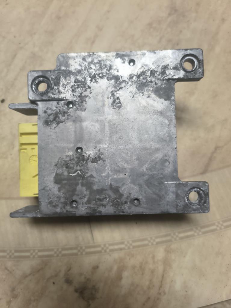 Module airbag d’origine Ford pour Escort 1995–2000 LesAnciennes.com