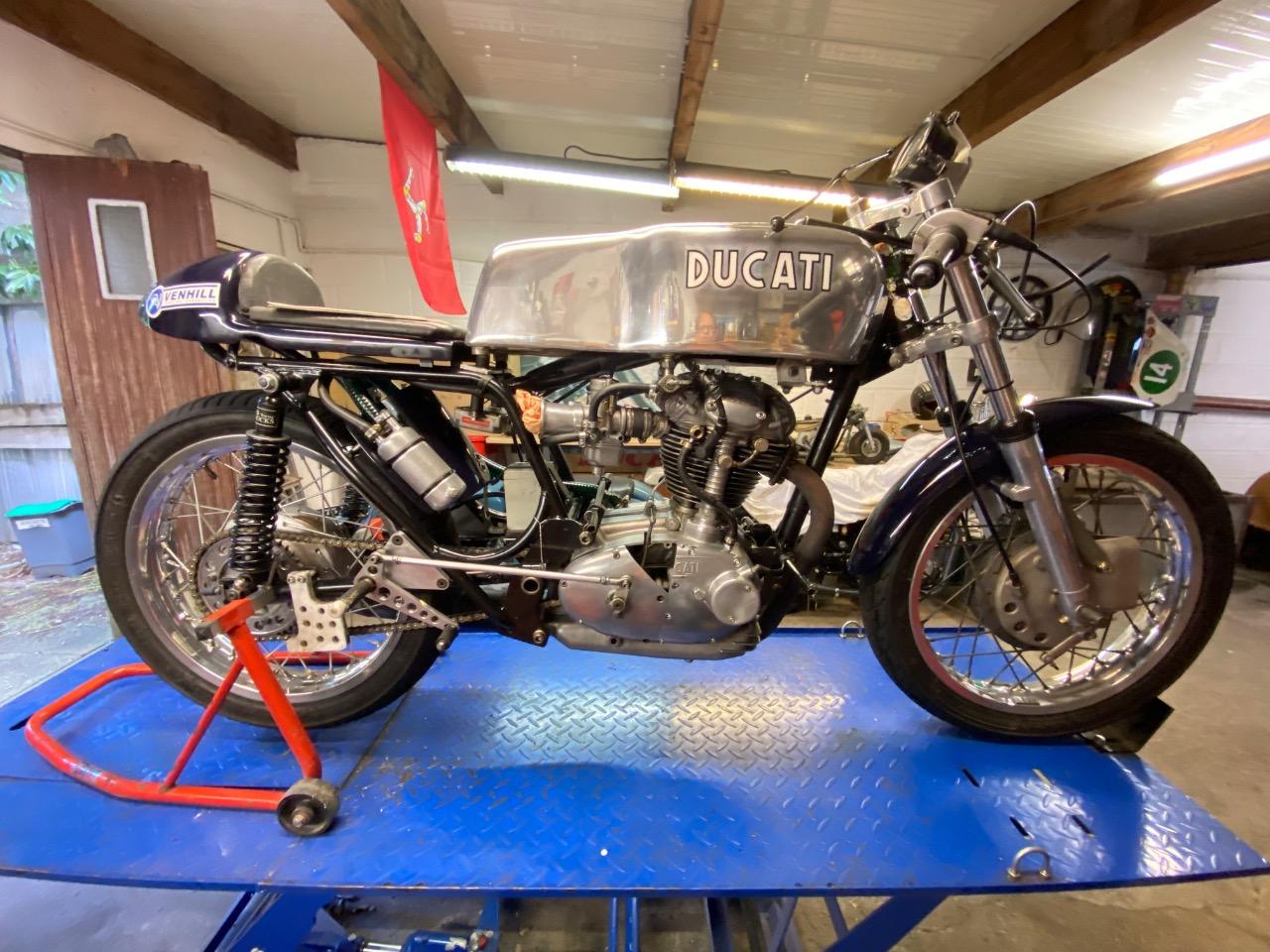 DUCATI MK3 250 cc - 1976 LesAnciennes.com