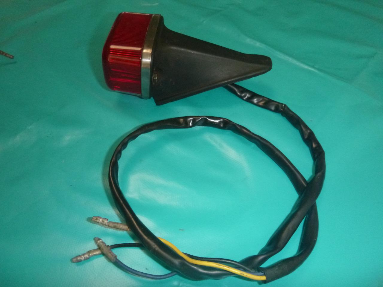Feu AR origine YAMAHA TY 125 TY125 175 250 500TT LesAnciennes.com
