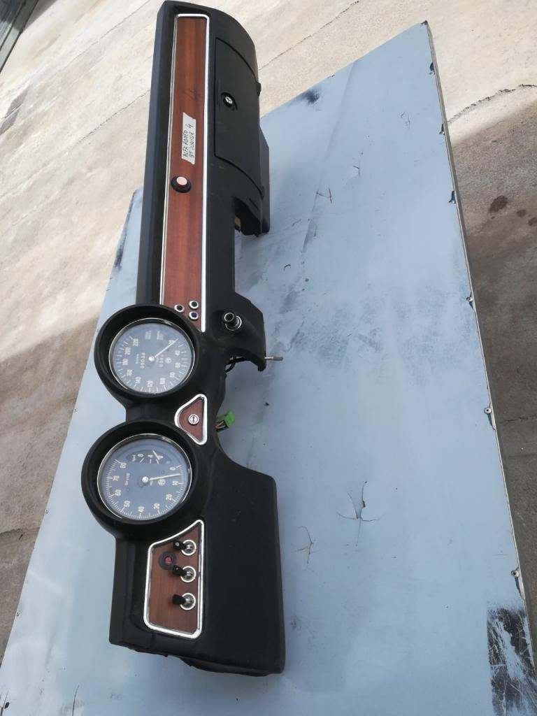 Tableau de bord Alfa Romeo GT Junior LesAnciennes.com
