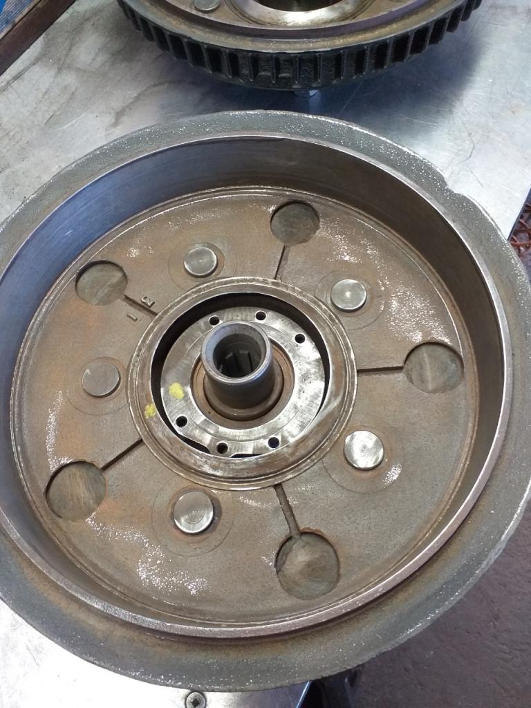 Tambours de frein CITROEN Type hy Type HY LesAnciennes.com