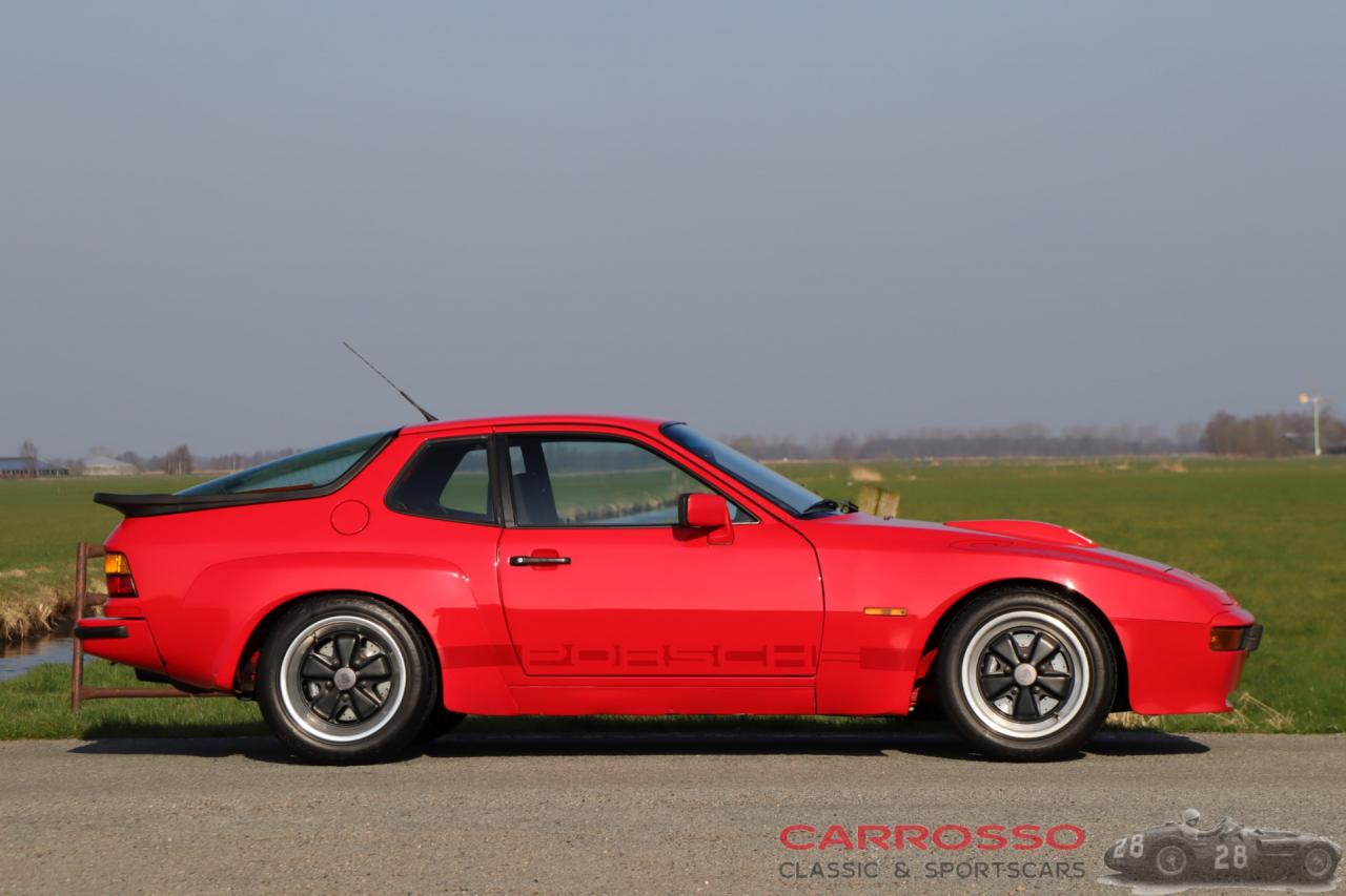 PORSCHE 924 2.0 Coupé - 1981 LesAnciennes.com