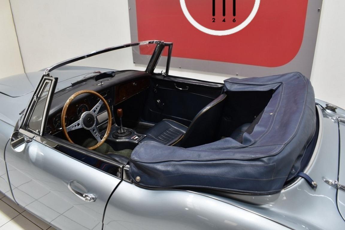 AUSTIN HEALEY 3000 MKIII BJ8 Phase 2 - 1967 LesAnciennes.com