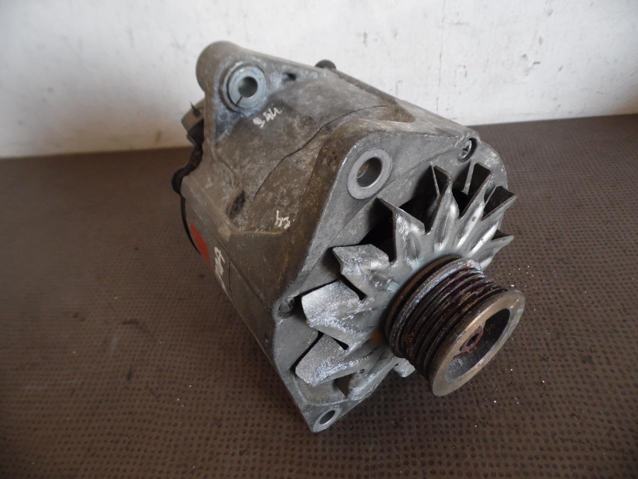 ALTERNATEUR 94460301901 - 0120468004 PORSCHE 928 LesAnciennes.com