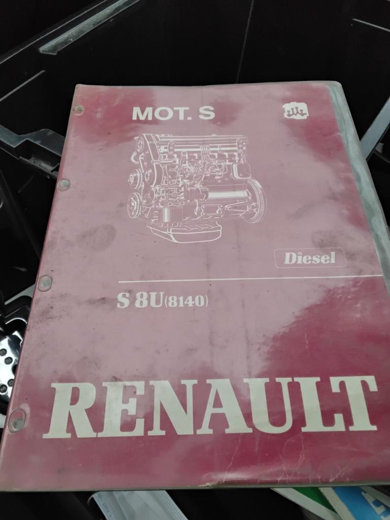 Revue atelier Renault LesAnciennes.com