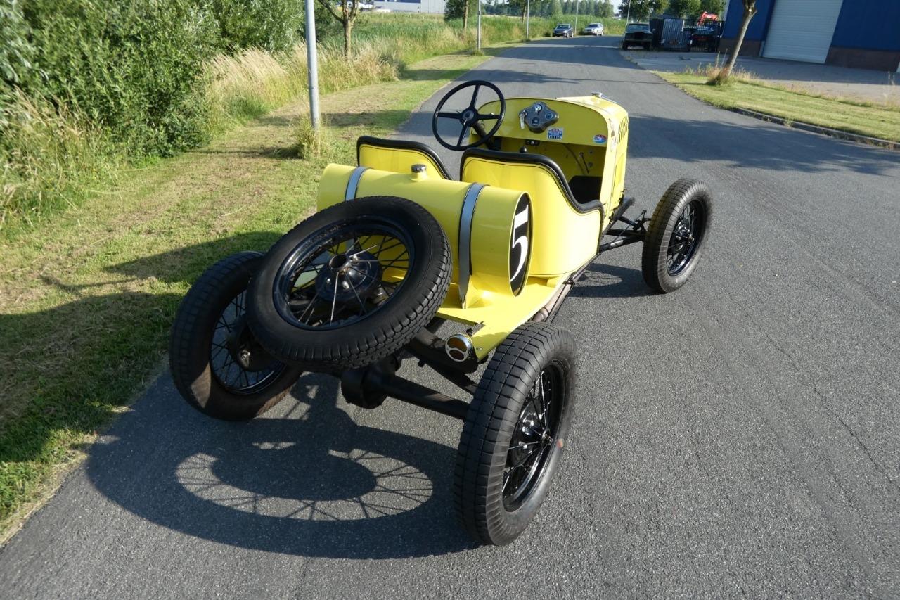 FORD A Beach racer - 1930 LesAnciennes.com