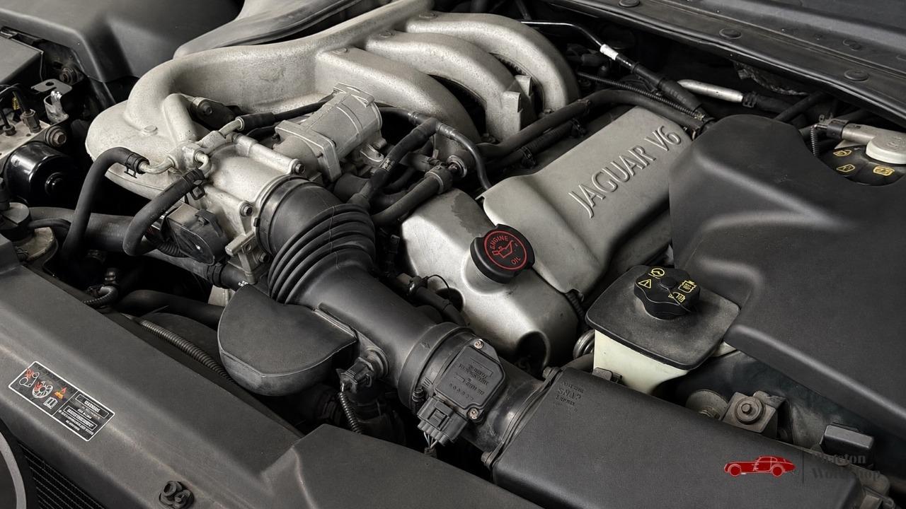 JAGUAR Type S 3,0L V6 BVM - 1999 LesAnciennes.com