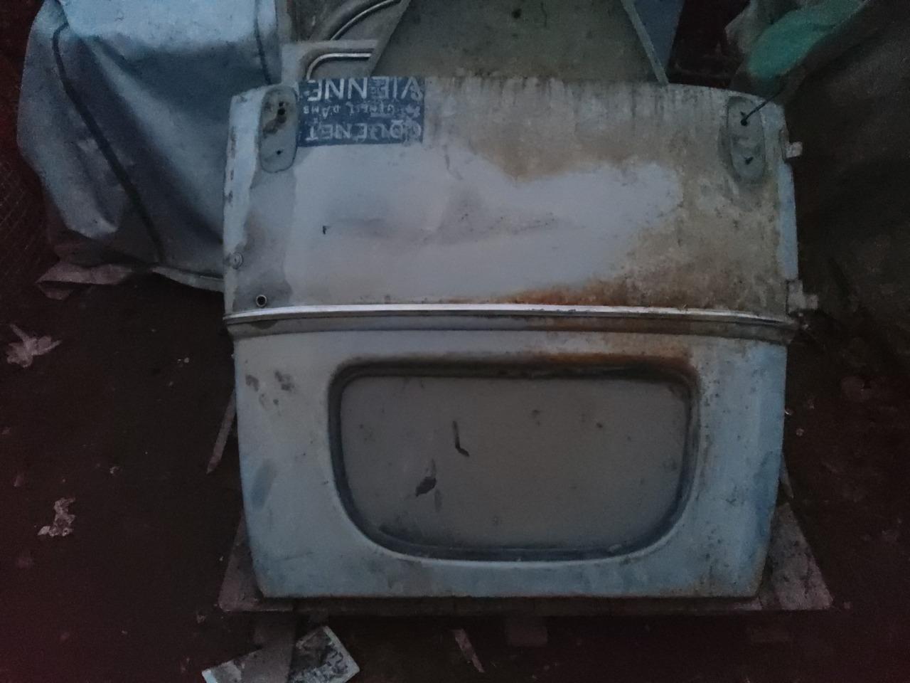 Lot de pièces PEUGEOT 203 familliale break LesAnciennes.com