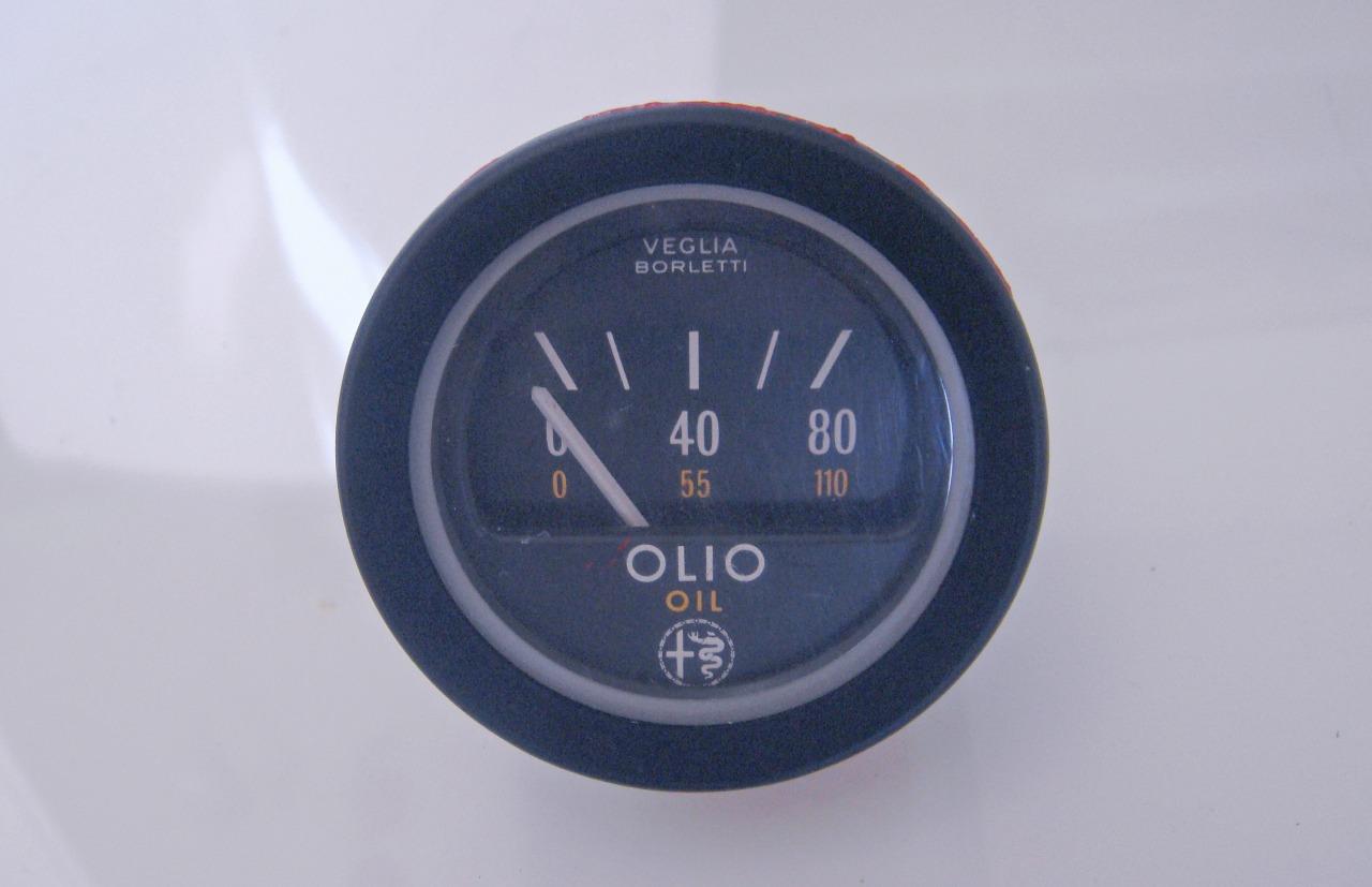1 Cadran VEGLIA - manomètre de pression d'huile - LesAnciennes.com