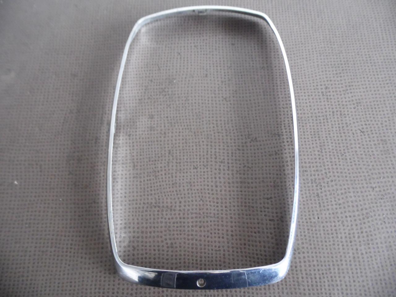 ENJOLIVEUR PHARE 1305542052 MERCEDES W114 / W115 LesAnciennes.com