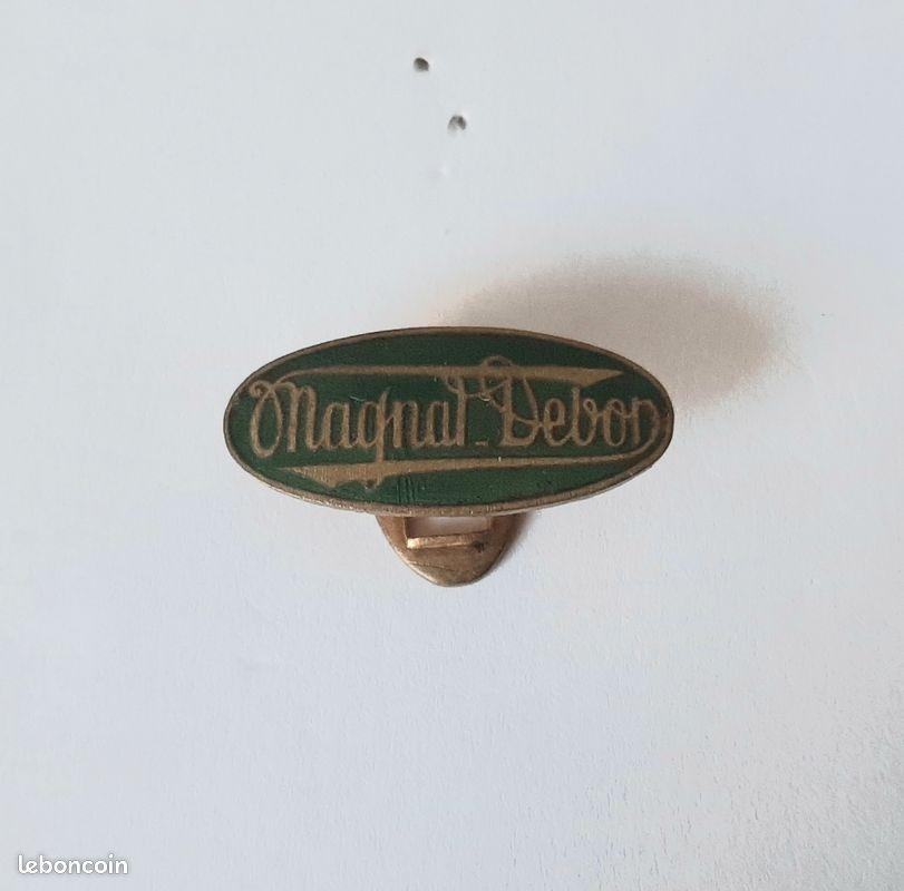 Recherche pièces MAGNAT DEBON insigne boutonnière LesAnciennes.com