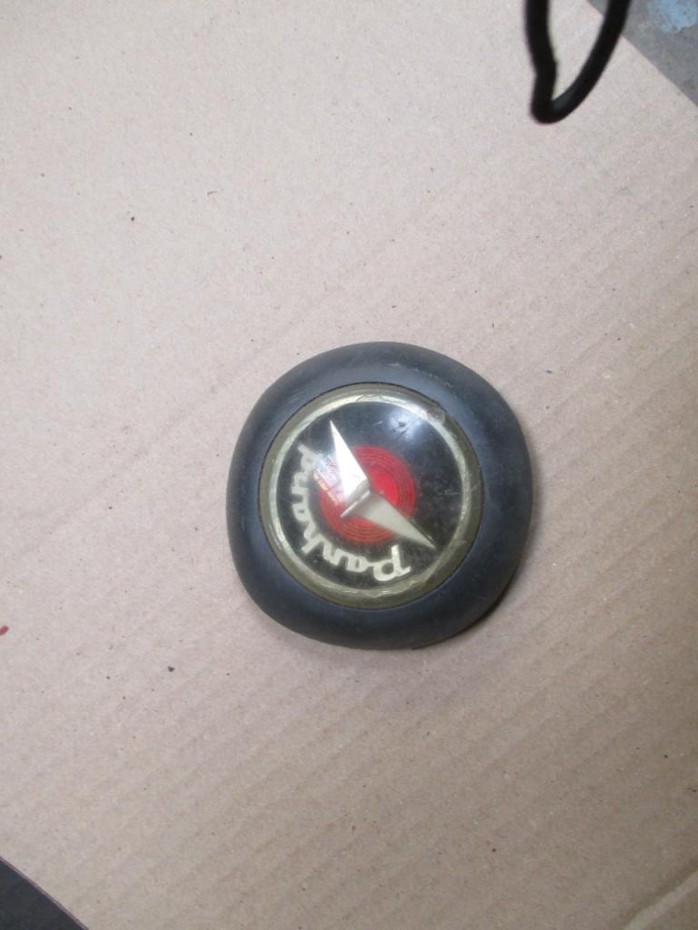 Centre de volant PANHARD PL 17 LesAnciennes.com