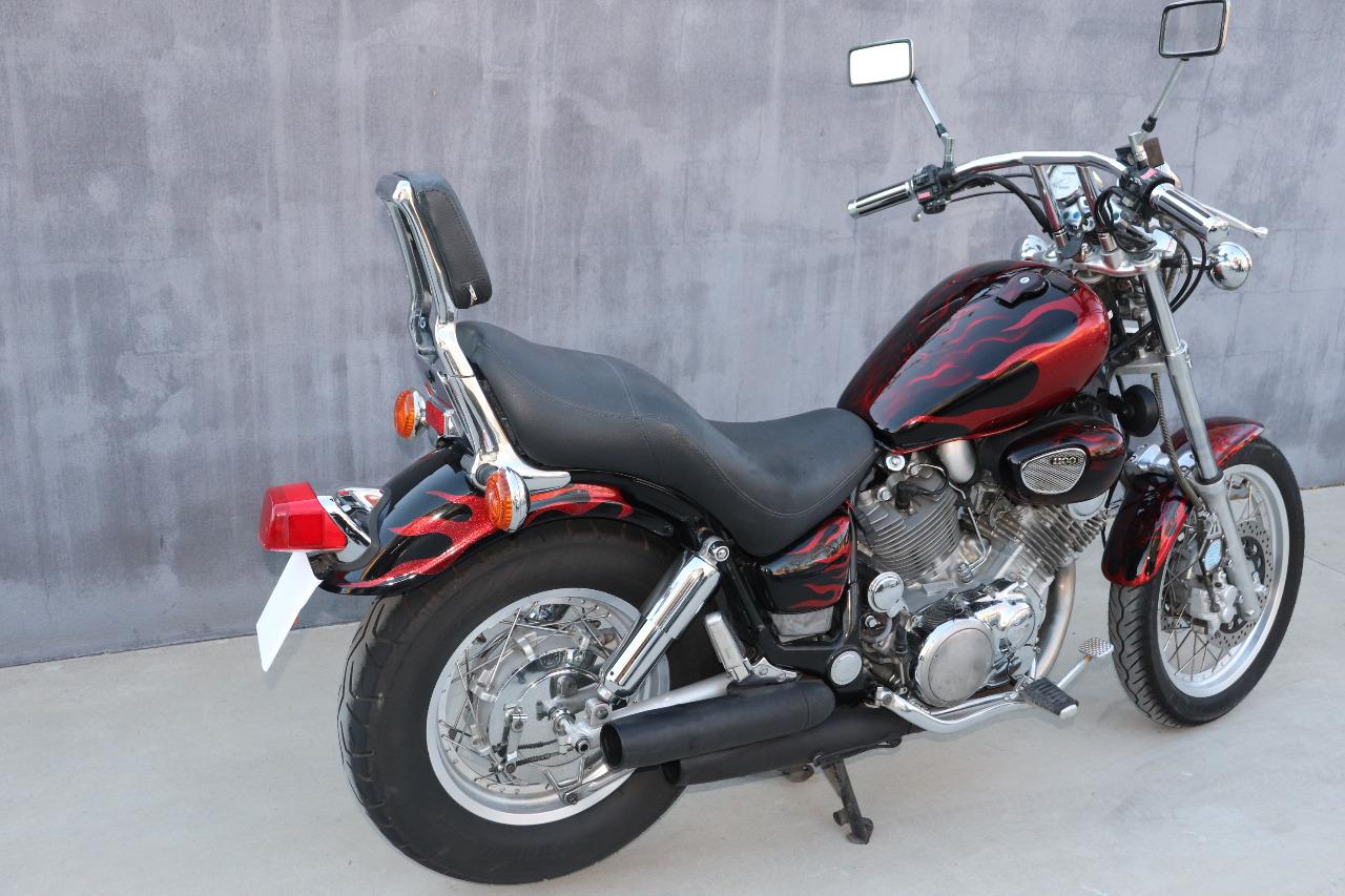 YAMAHA XV 1100 VIRAGO CUSTOM - 1997 LesAnciennes.com