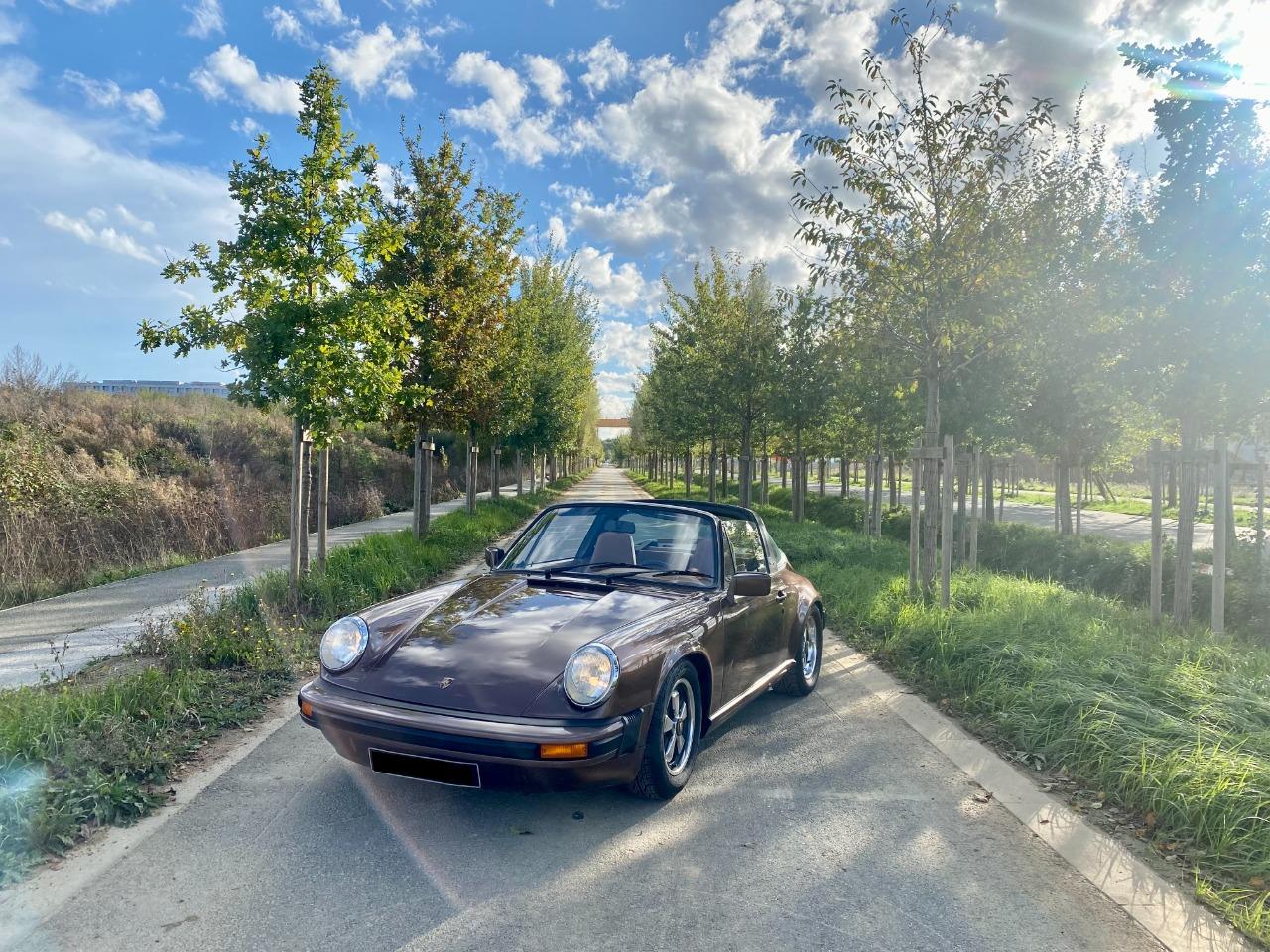 PORSCHE 911 2.7l - 1976 LesAnciennes.com