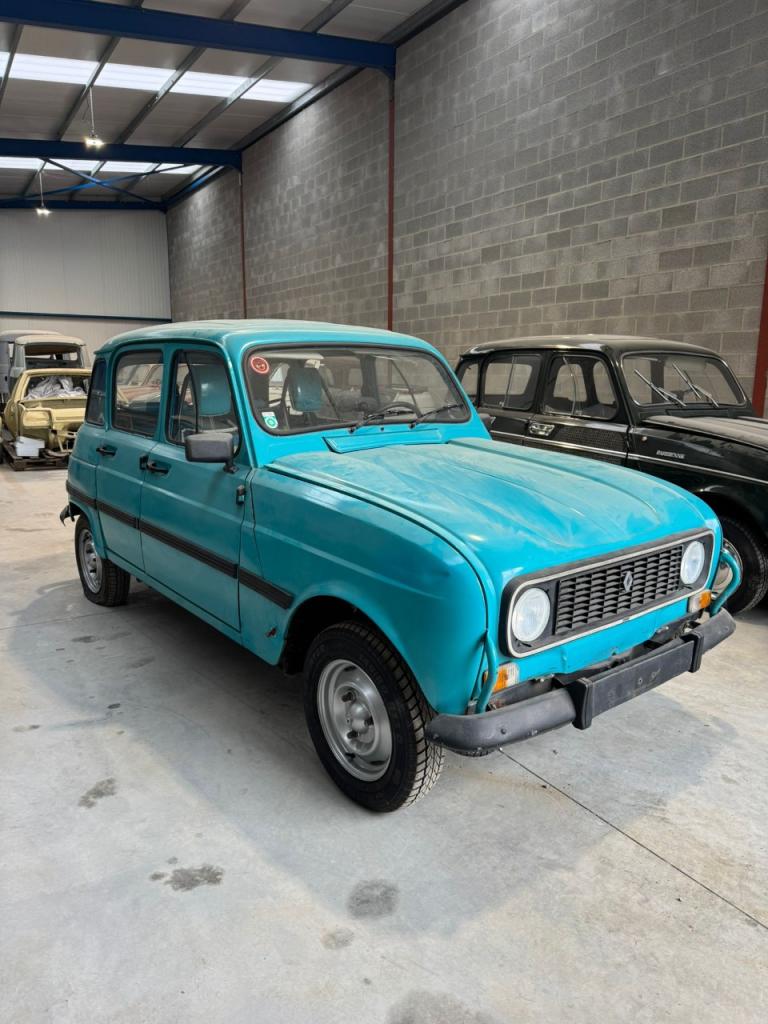 RENAULT 4 (R4) Safari - 1976 LesAnciennes.com