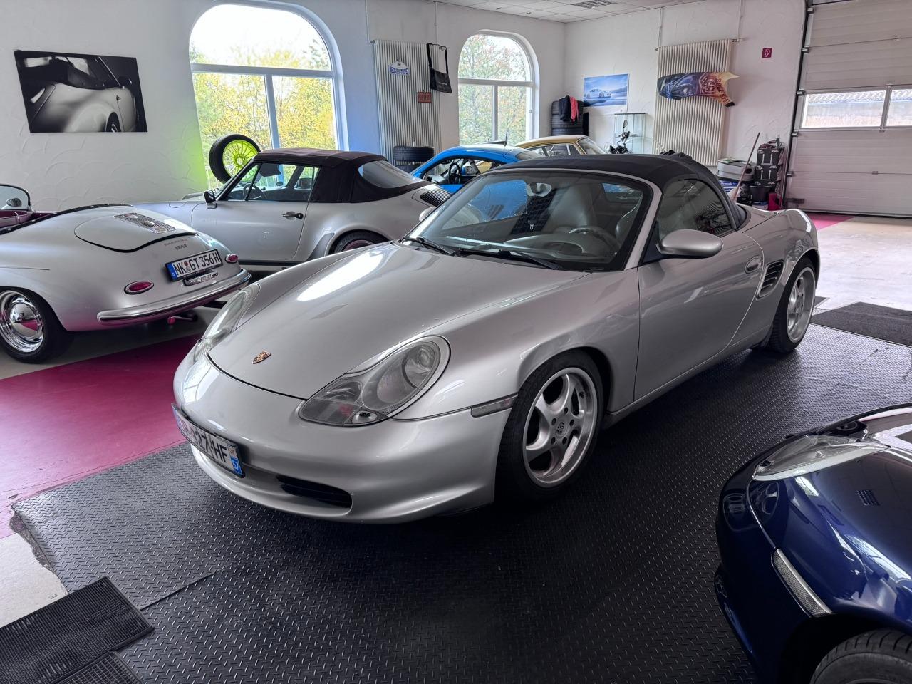 PORSCHE 986.2 Boxster 2L7 BVM5 - 2002 LesAnciennes.com