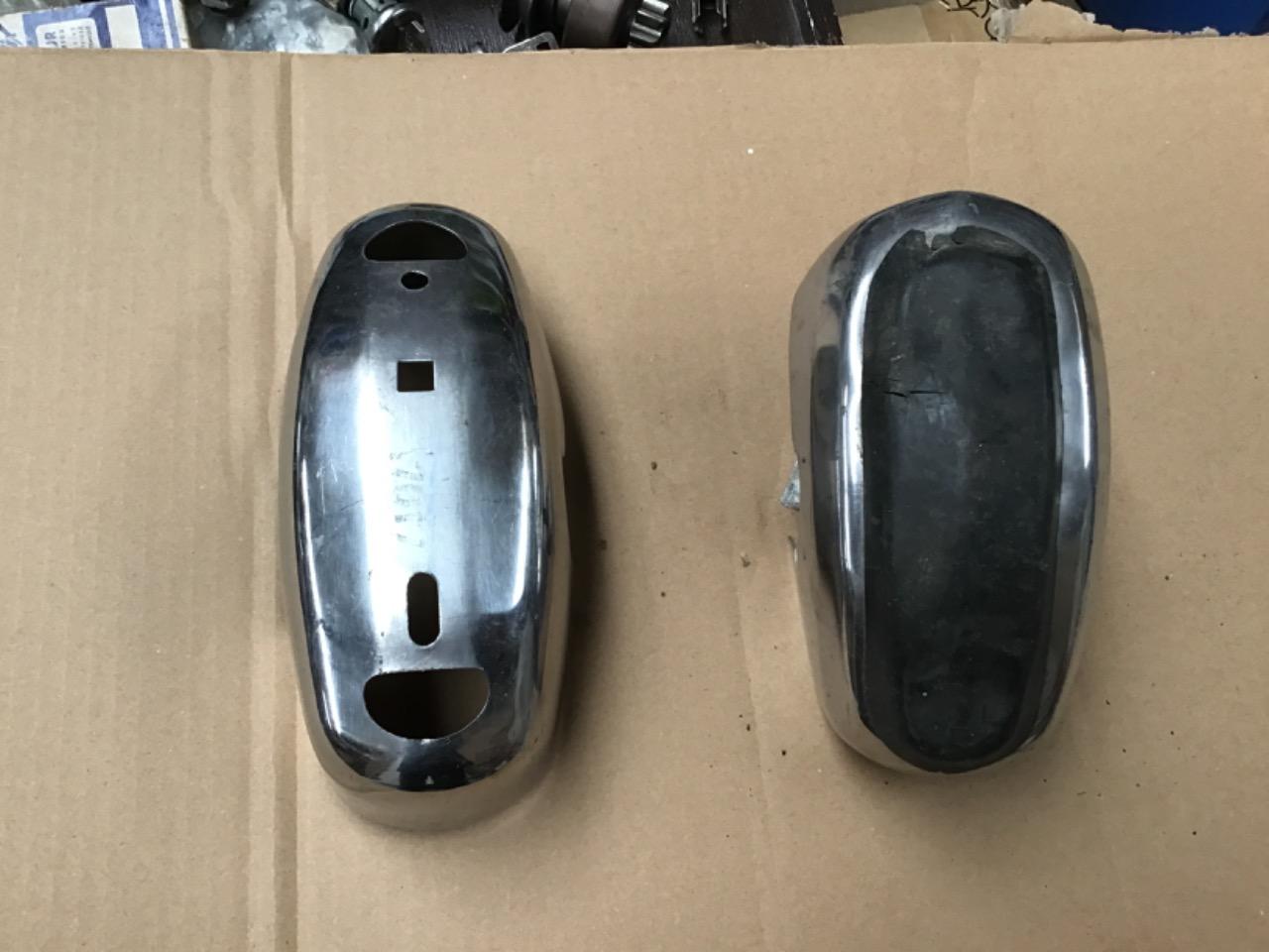 BUTOIRS PARE CHOC PEUGEOT 404 LesAnciennes.com