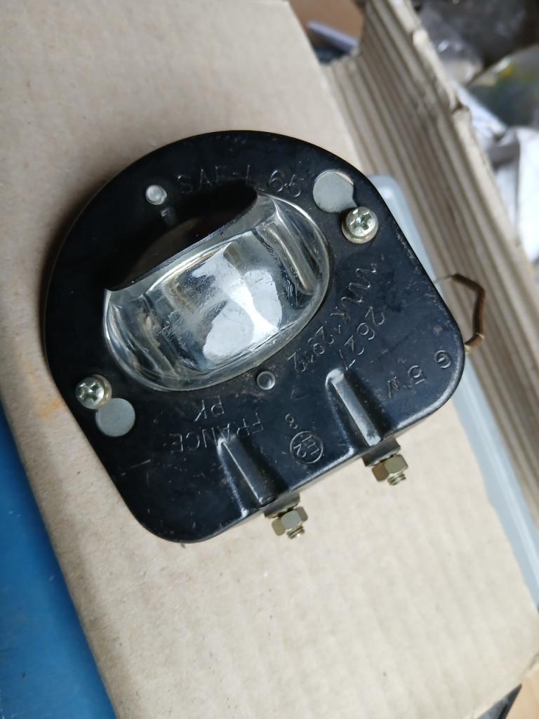 Feux RENAULT 16 (R16) Tx LesAnciennes.com