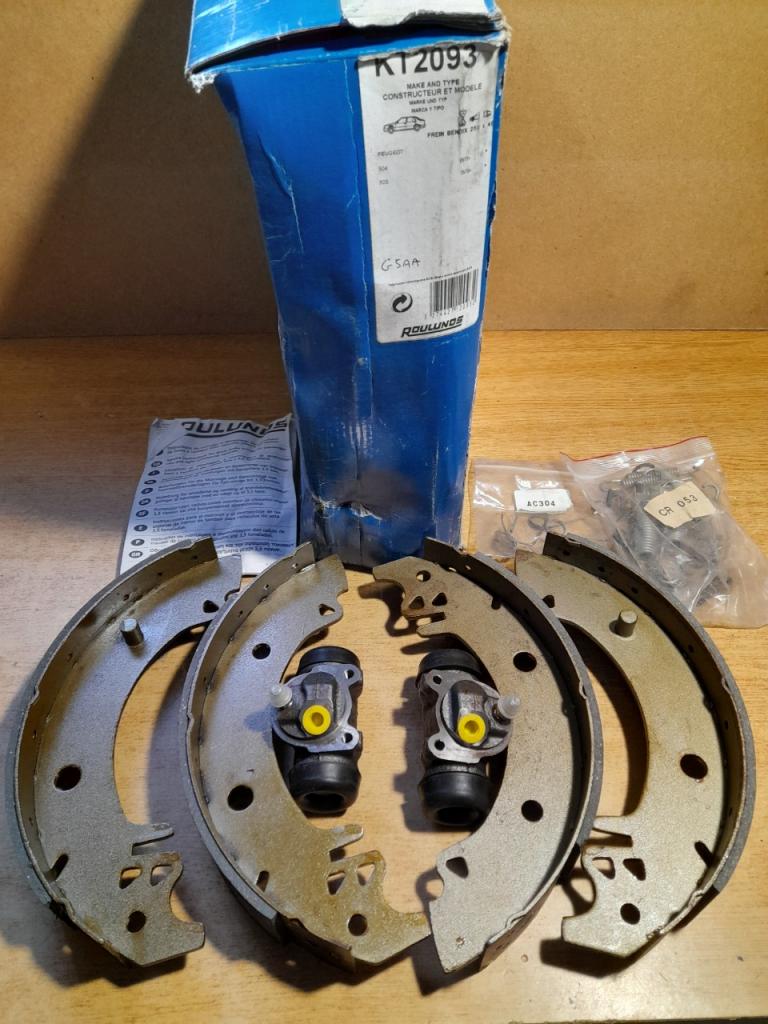 Kit frein arrière Peugeot 504 505 KT2093 LesAnciennes.com