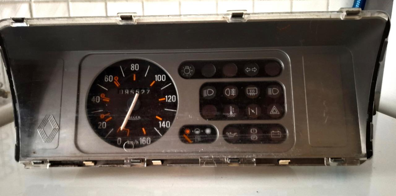 Compteur Jaeger Renault 4 LesAnciennes.com