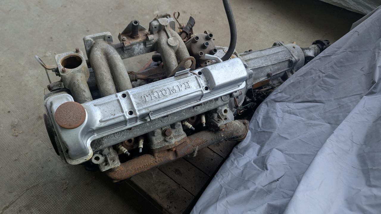 Moteur + Boîte TRIUMPH Dolomite 1750 LesAnciennes.com