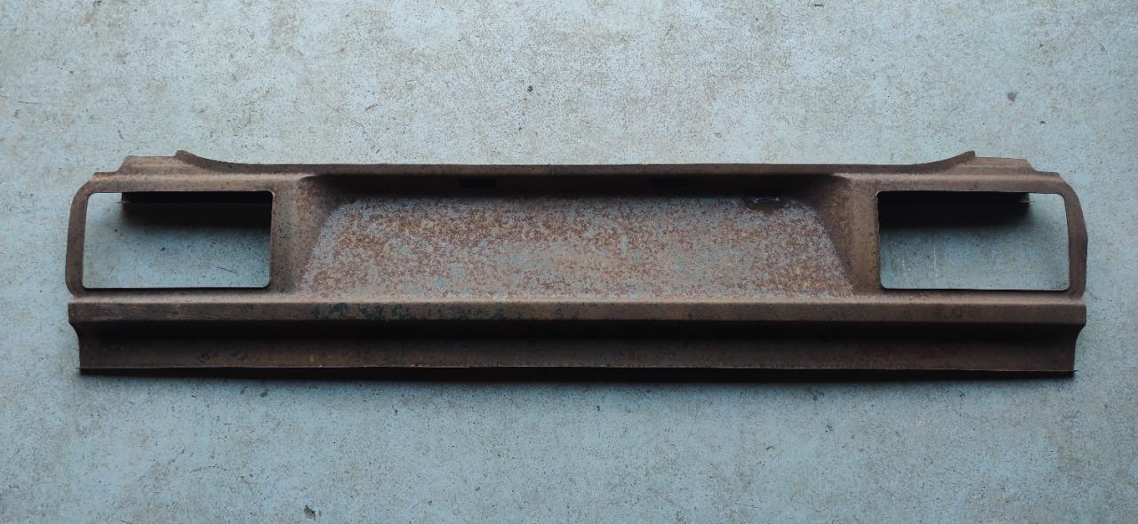 Face arrière RENAULT 9 (R9) LesAnciennes.com