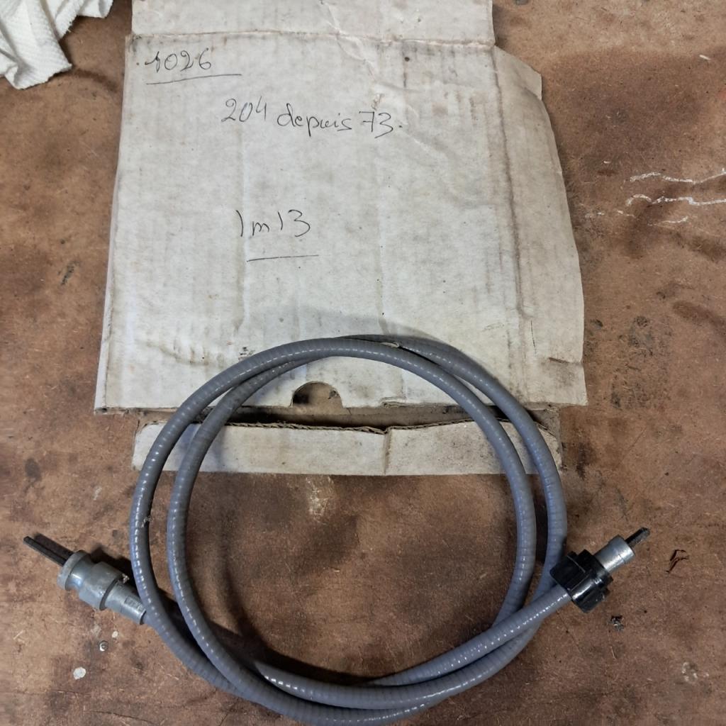 Cable compteur PEUGEOT 204 depuis 73 neuf LesAnciennes.com