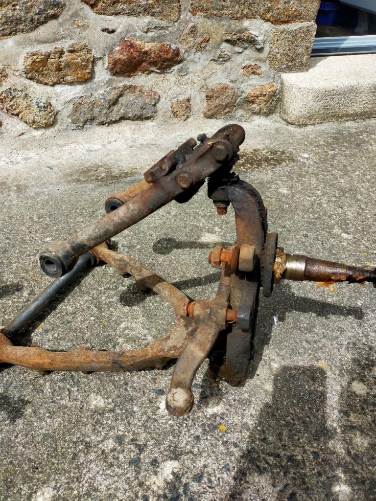 Moyeux JAGUAR MK2 LesAnciennes.com