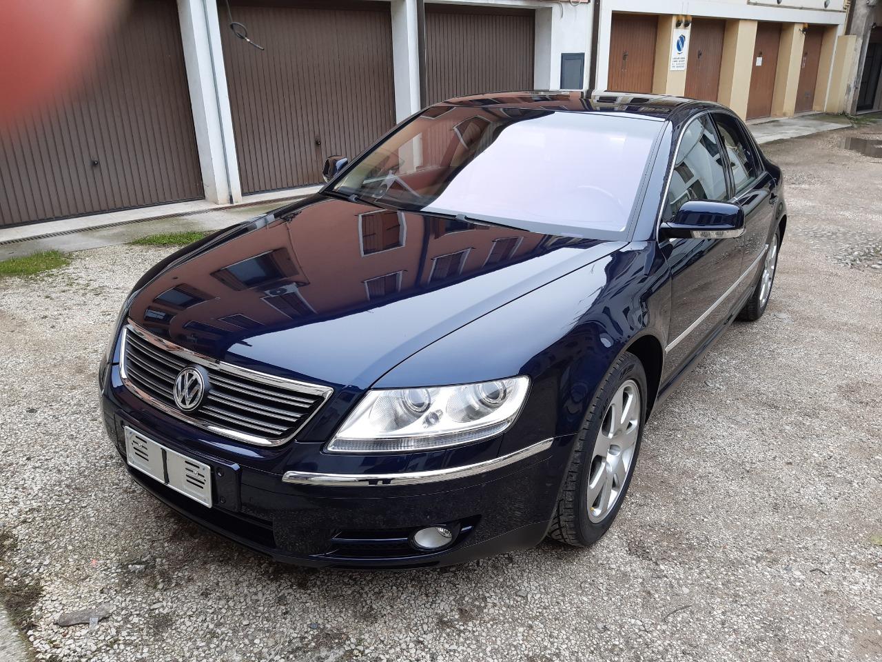 VOLKSWAGEN Phaeton 6.0 W12 L (Lusso) - 2004 LesAnciennes.com