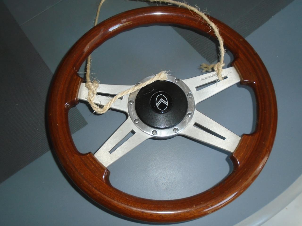 Volant FIAT Divers LesAnciennes.com