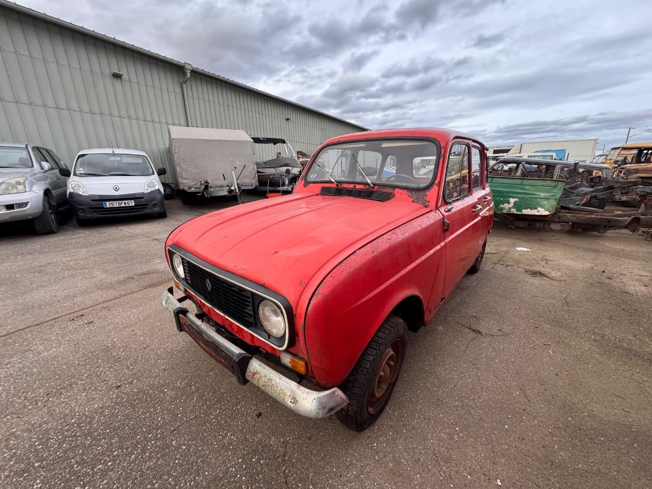 RENAULT 4 (R4) - 1976 LesAnciennes.com