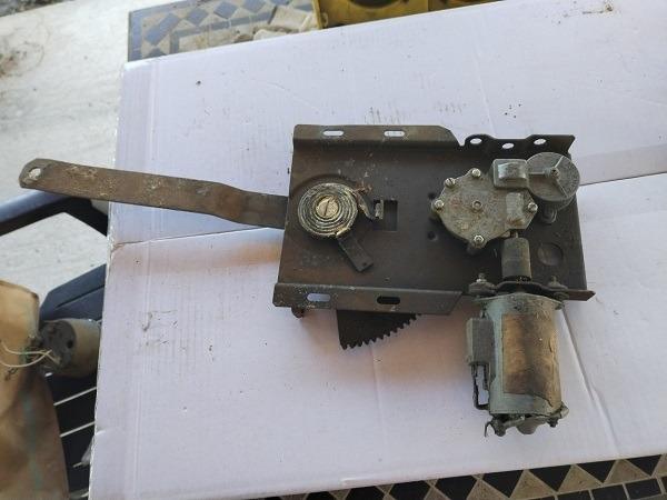 Pièces MASERATI Quattroporte SERIE 2 1965-1968 LesAnciennes.com