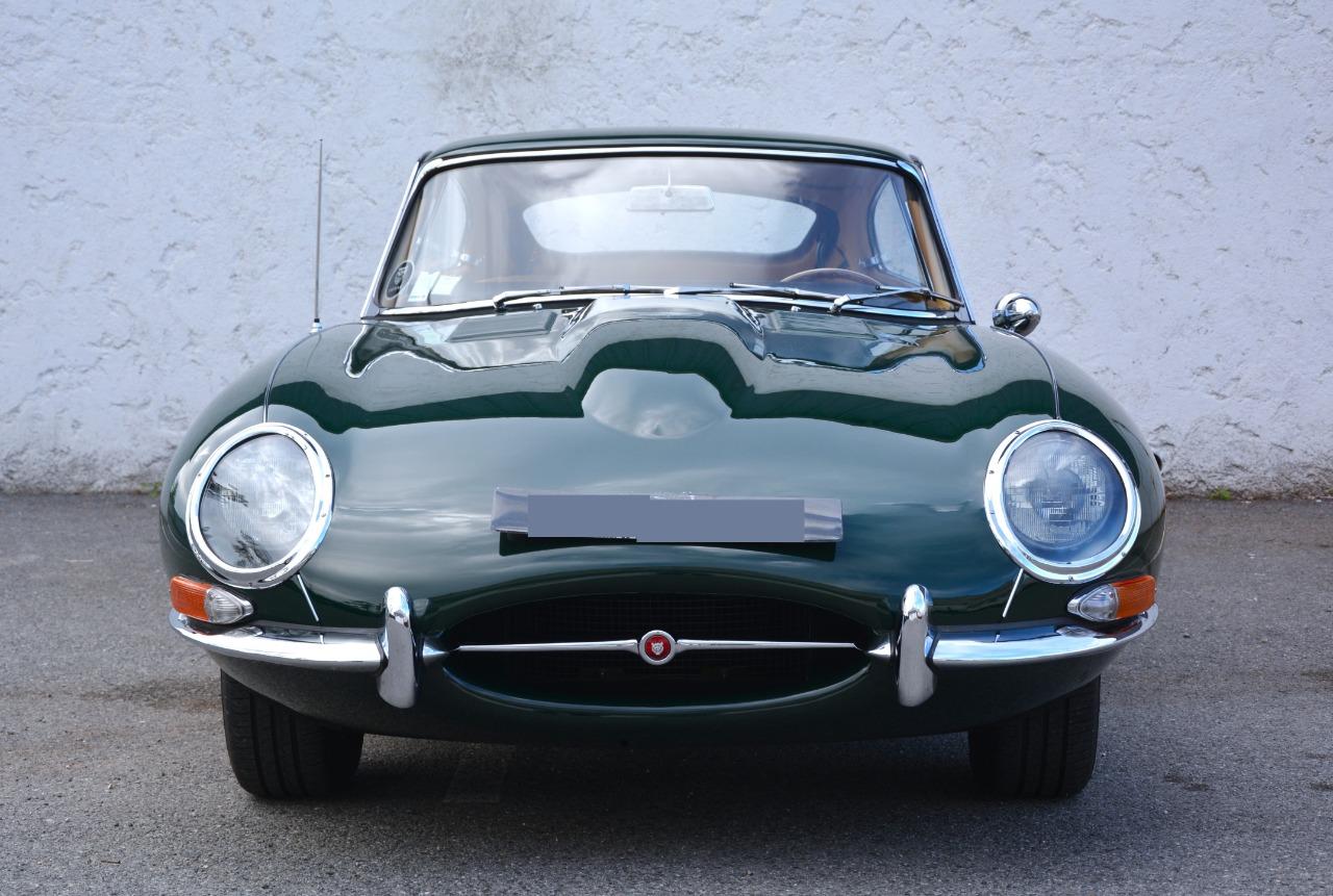 JAGUAR Type E 4.2l coupé - 1965 LesAnciennes.com