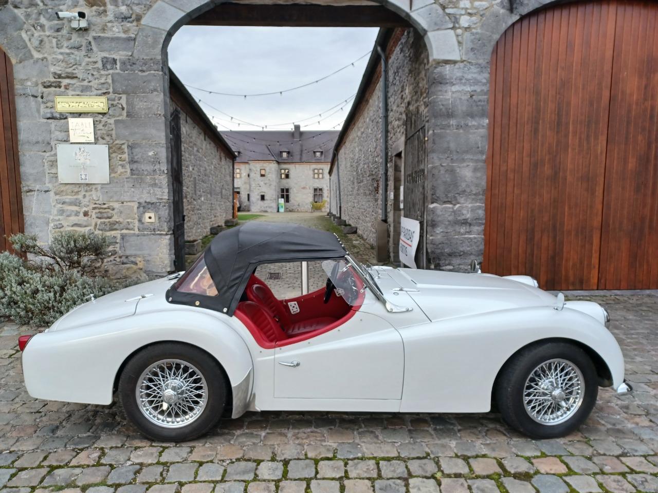 TRIUMPH TR3A - 1960 LesAnciennes.com
