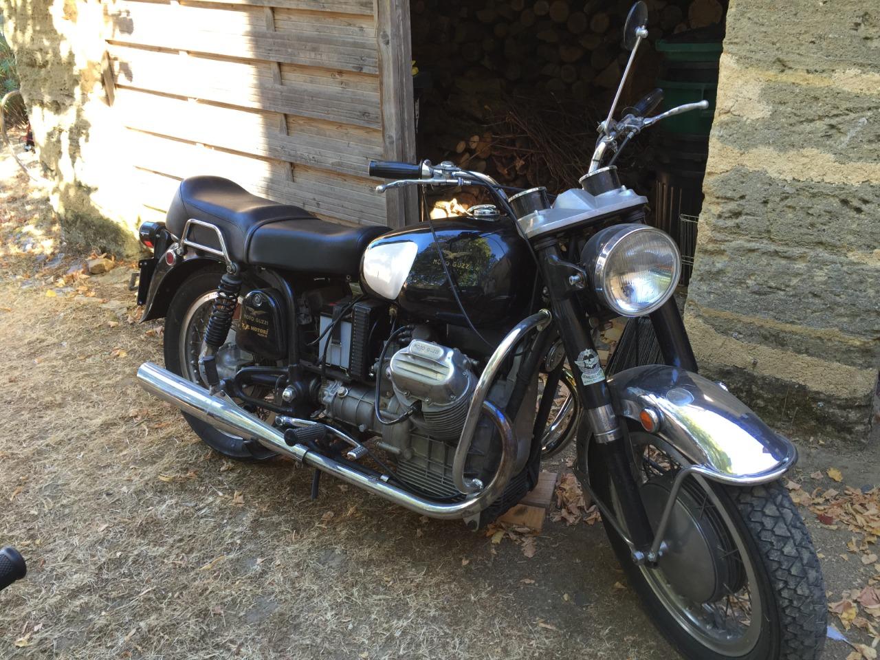 MOTO GUZZI 850 Eldorado 850GT - 1970 LesAnciennes.com