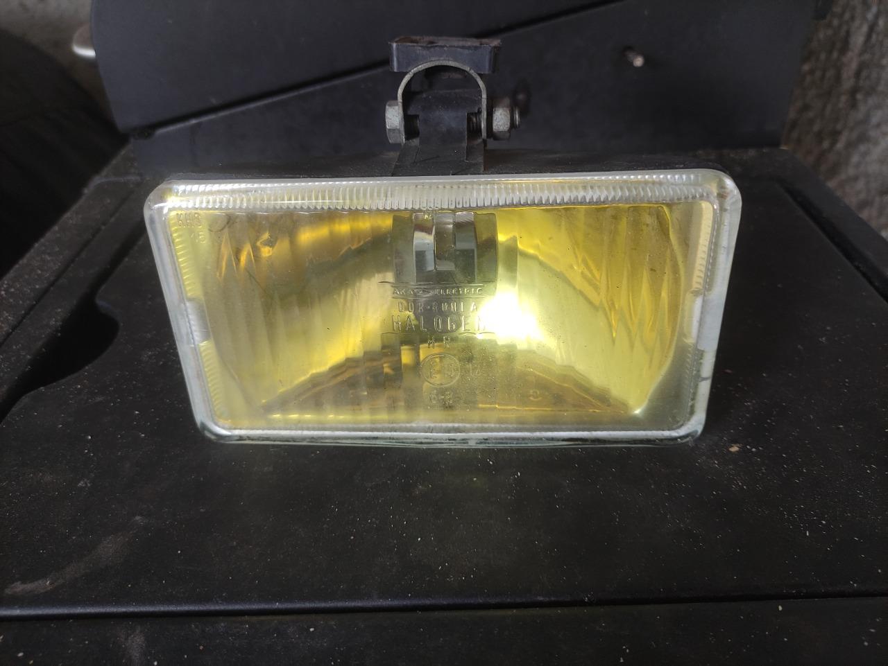 Antibrouillard avant LesAnciennes.com