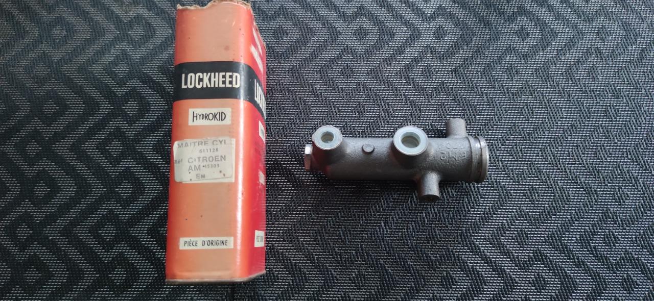 Maître cylindre CITROEN Ami 6 / 8 LesAnciennes.com