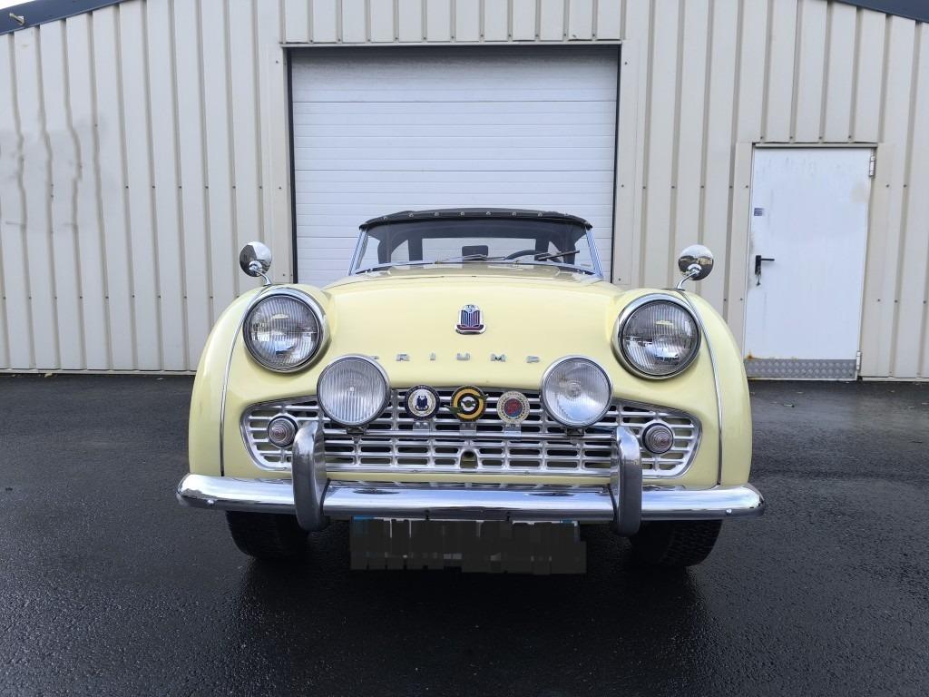 TRIUMPH TR3A CABRIOLET - 1958 LesAnciennes.com