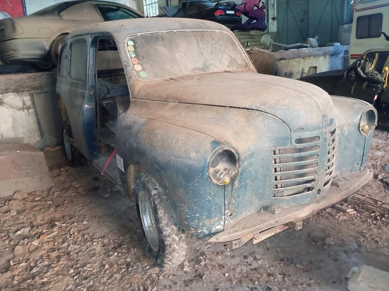 Pièces RENAULT Colorale LesAnciennes.com