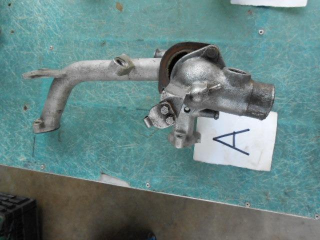 Collecteur d' eau Citroen SM LesAnciennes.com