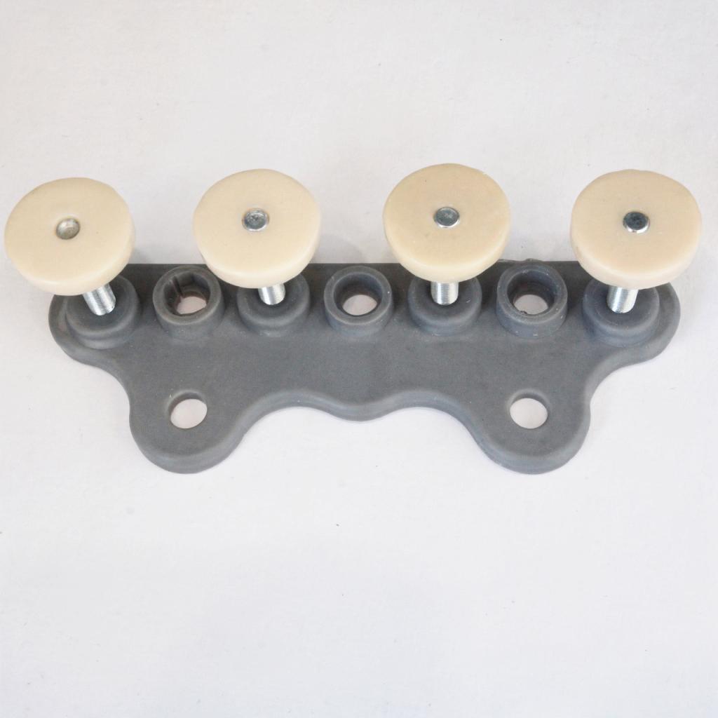 Bornier / Platine porte fusibles 203/403 LesAnciennes.com